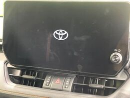 【10.5インチ　ディスプレイオーディオ】大画面のディスプレイはAppleCarPlayやAndroidAutoが利用可能。大きな画面でスマホナビアプリ等が利用いただけます♪