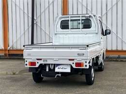 1年間走行距離無制限の「ロングラン保証」付で安心♪　さらに、オプションで最長プラス2年間の保証延長可能です。