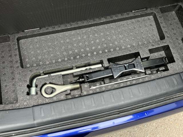 車載工具も揃っています♪