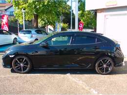 ご覧頂きまして誠に有難うございます！お客様からのご連絡をスタッフ一同、心よりお待ちしております