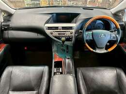 大阪府摂津市にSUVを中心に『お値打ち価格』で展示している良質中古車専門店です。事故歴修復歴なしの車両限定で取り扱い！。関西地域で最もお得な価格かつ最良質車をご提供できるよう努めております。