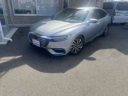 ホンダセンシング　ギャザズインターナビ　フルセグ　DVD　Bluetooth　バックカメラ　ETC2.0　ハーフ革シート　Wパワーシート　Wシートヒーター　スマートキー×2　ブラインドスポットインフォ