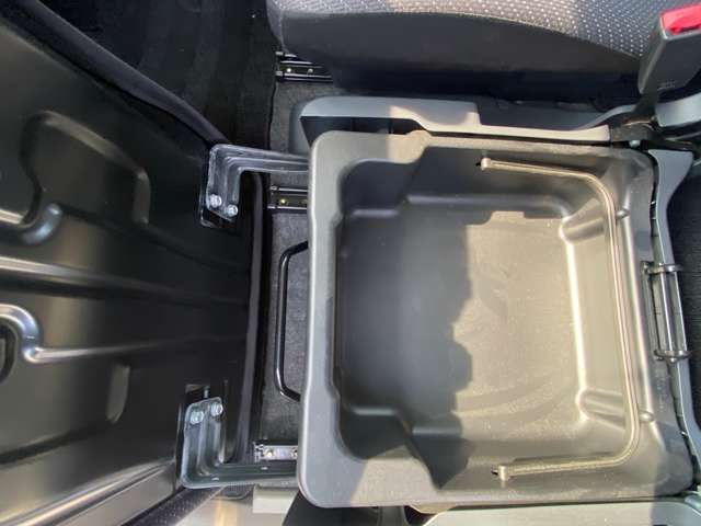 暑さを乗り切ろうSALE開催中、全車お買い得価格！！お気軽にお問合せください☆無料電話0078-6002-351983☆
