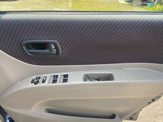 暑さを乗り切ろうSALE開催中、全車お買い得価格！！お気軽にお問合せください☆無料電話0078-6002-351983☆