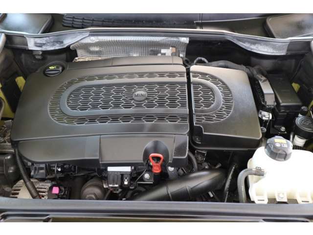 機関良好です。自社整備工場完備しておりますので購入後のアフターもお任せください。