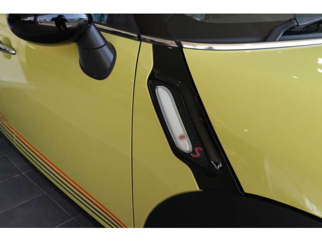 ホワイトサイドマーカー