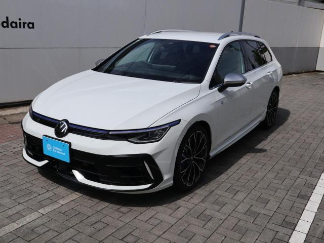 フォルクスワーゲンを代表するVW先進技術搭載の車です。