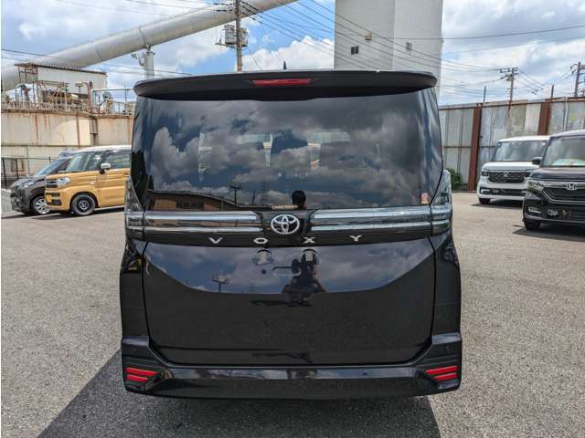 車両をご掲載にあたって車両写真でお車の状態が全て伝わるように意識しております！内外装の傷や汚れは全て確認して撮影しております。内装の匂いなど写真でわからないことは直接お電話などでお伝えくださいませ！