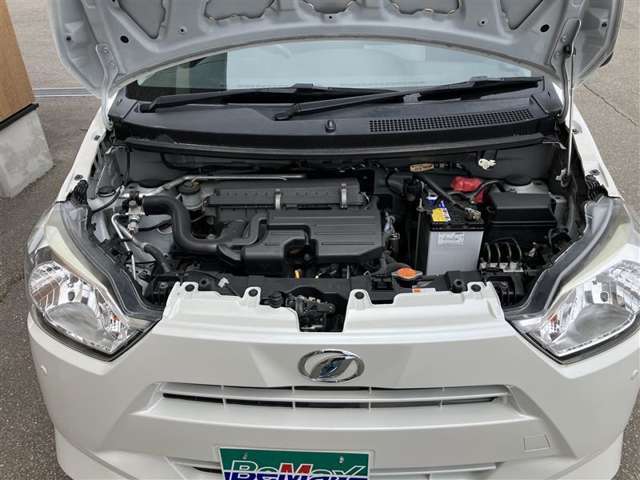 ■普段目にする機会が少ないエンジンルームです！