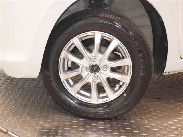 タイヤサイズ☆　145/80R13（タイヤは現状と異なる場合があります）