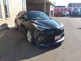 禁煙車☆走行4万キロ☆トヨタセーフティセンス☆クルーズコントロール☆モデリスタエアロ☆9インチメモリーナビ☆フルセグTV☆バックカメラ☆ETC☆ドライブレコーダー☆ガナドールマフラー☆ローダウン