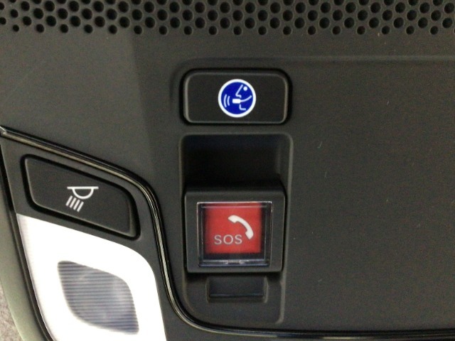 Honda　CONNECTが安心快適なカーライフを実現します。万一の時も緊急通報ボタンやトラブルサポートボタンで24時間365日お客様をサポート。大事なお車の盗難やいたずらなどにも対処します。