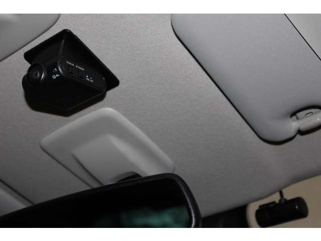 万が一の事故でも、その瞬間の映像を記録しています