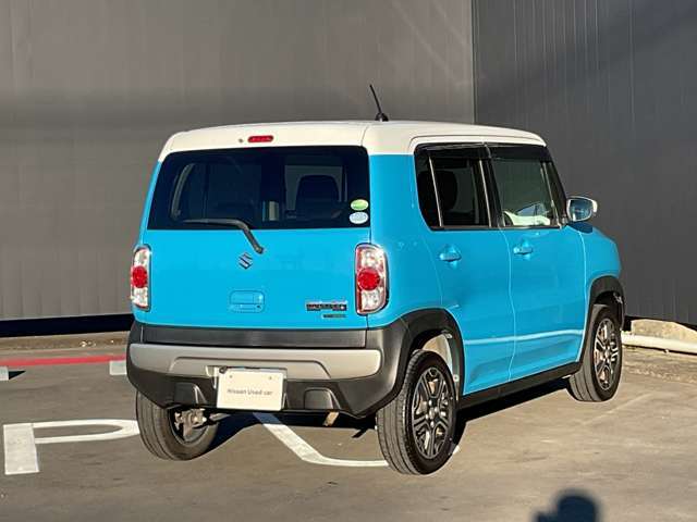 お得車として展示をしています