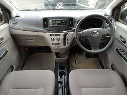 運転しやすいインパネ周りです。見やすいレイアウトで快適なドライブをサポート☆