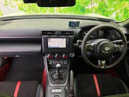 「この車の写真をもっと見たい」「状態が気になる」「この装備はついている？」どんな小さな疑問でもお気軽にお問い合わせください！