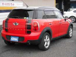 綺麗な赤黒ツートン