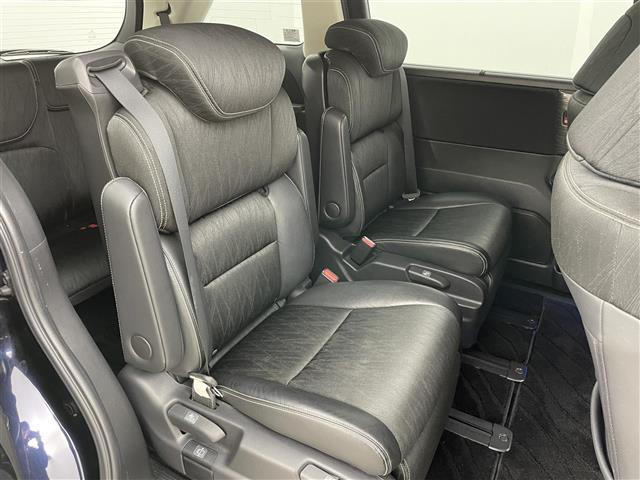 【後部座席】『後部座席周辺』の画像になります。写真の内容に関してご不明点、ご質問等がございましたらお気軽にガリバー店舗までお問い合わせください。