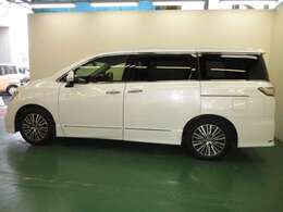 メーカー系ディーラーの中古車なので、ワイド保証｛1年間走行距離無制限｝日本全国の日産のお店でアフターサービスが受けられます。