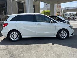 ガリバーグループでは主要メーカー、主要車種をお取り扱いしております。全国約460店舗の在庫の中からお客様にピッタリの一台をご提案します。