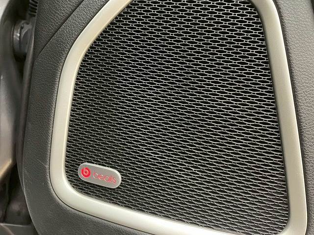 【beatsサウンド】高音質スピーカーを搭載しております。専用チューニングにより、クリアで臨場感あふれるサウンドを実現しワンランク上の空間をお楽しみください。
