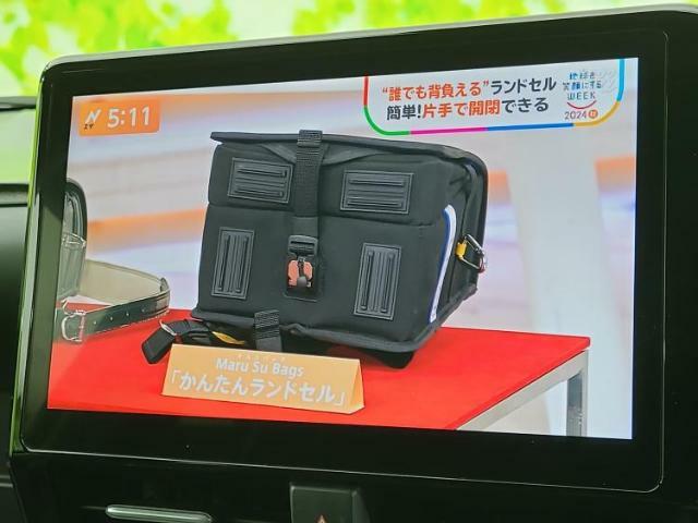 WECARSの展示場では実際に見て、触ってお車をお選びいただけます！知識の豊富な営業スタッフが様々なカーライフをご提案いたします！