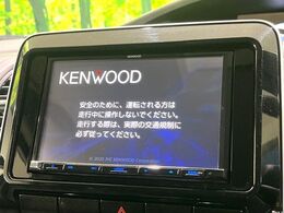 【8型ナビゲーション】目的地までしっかり案内してくれる使いやすいナビ。Bluetooth接続すればお持ちのスマホやMP3プレイヤーの音楽を再生可能！毎日の運転がさらに楽しくなります！！