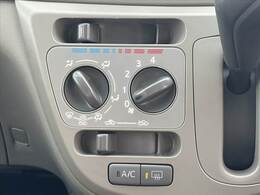 全車第三者機関鑑定済み★それでも伝わりづらい匂いや雰囲気等、是非お問い合わせいただけると幸いです★安心してお車選びをお楽しみください★LINE＆ビデオ通話も対応★