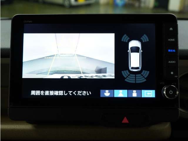 ◆バックカメラ◆リバースにするだけで映ります、後方の安全確認や、狭い駐車場での車庫入れ、雨の日や夜間など視界の悪い時に便利です！安全にバックする為には欠かせない装備です。