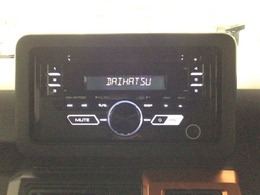 【オーディオ機能】CDプレーヤーを装備♪もちろんFM/AMラジオもお聞きいただけますよ♪