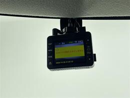 ◆【ドライブレコーダー】映像・音声などの運転中の記録を残します。事故などを起こした起こされた時の証拠になりえますので、もしも時でも安心ですね。