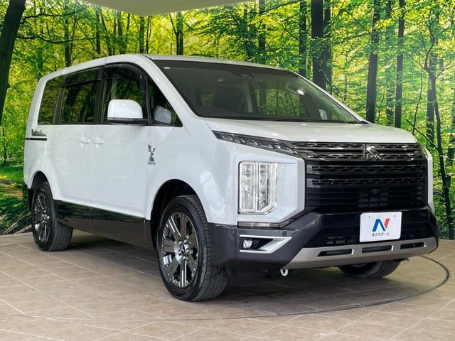 大好評のボディコーティング「弾スプラッシュコート」もご納車までに施工可能。通常のガラスコートと異なる、耐久年数6年の無機質ガラスコーティングが、ボディをキレイな状態に保ってくれます。