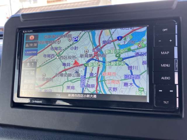 ＜装備品＞前席シートヒーター　革巻きステアリング　ステアリングスイッチ　純正16インチAW　ESP　ワンオーナー　スペアスマートキー有り