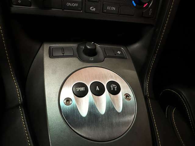 eギア・トランスミッションのドライブモード選択ボタン！