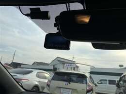 これからの必需品、ドライブレコーダー。もしもの場面を記録に残す事ができます。日常の安全運転を心がけましょう！