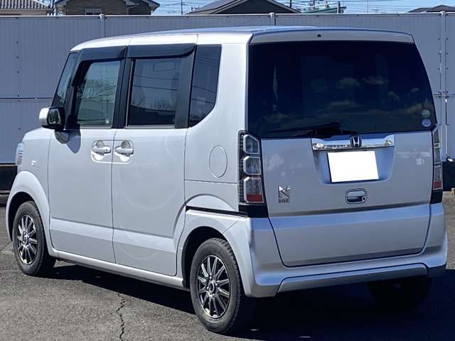 お客様との信頼関係を大切に1台1台丁寧に取り組んでいます