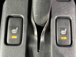 【シートヒーター】寒い日に重宝するシートヒーター！エアコンより早く温まってくれるので寒がりの人も安心ですね♪エアコンの温風は乾燥するから苦手、という方にもをおすすめです。