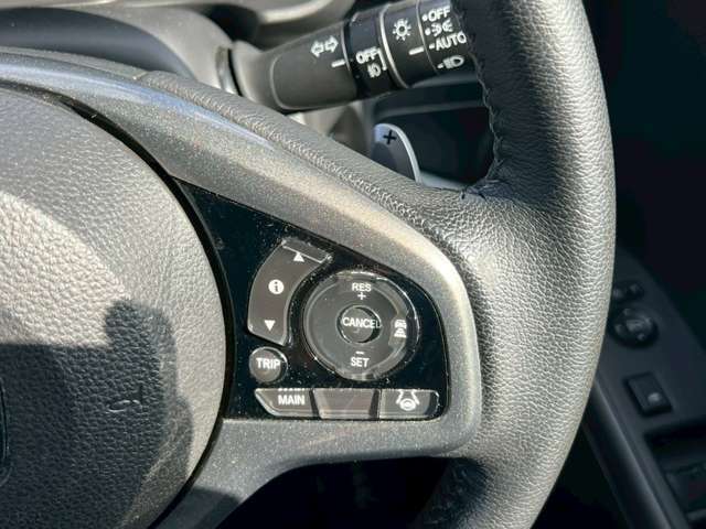 当店のスタッフは、JAAI査定士【日本自動車査定協会】、JU中古自動車販売士の資格を持ったスタッフが対応致します。貴方のカーライフをお手伝いいたします。