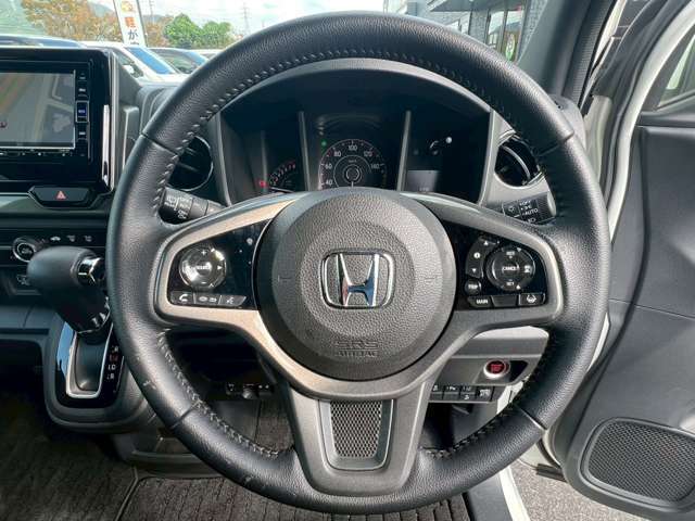 県外の納車実績が数多くあります。現車確認が出来ない方でもご安心下さい。多くのお客様より満足の声を頂いております。遠方の納車の場合は納車費用をお気軽にお問い合わせ下さい。