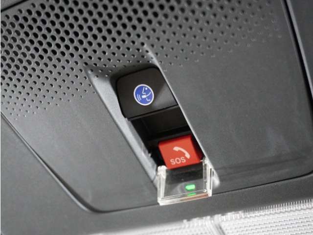 新世代コネクテッド技術「Honda CONNECT」搭載。緊急時にオペレーターのサポートを受けることも可能です。