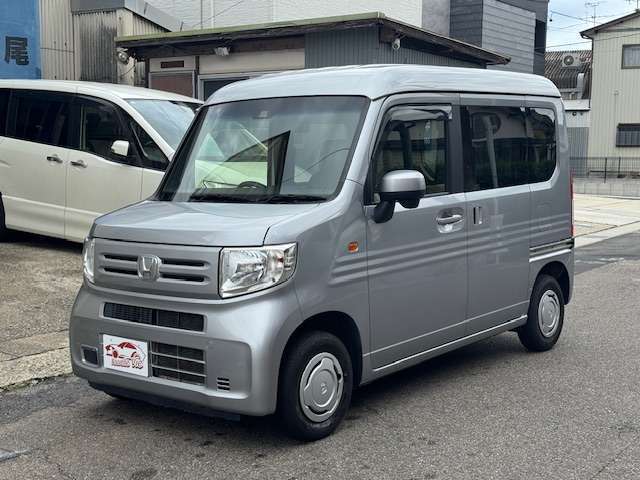 弊社販売車両は、エンジンオイルとオイルフィルターを交換した上でご納車させていただきます！中古車ですが、フレッシュな状態でお渡しいたします♪