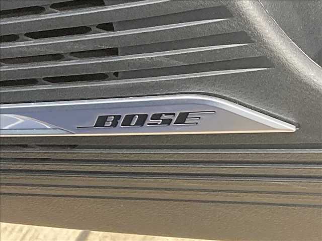 【BOSEプレミアムサウンド】オプションの高音質スピーカーを搭載しております。専用チューニングにより、クリアで臨場感あふれるサウンドを実現しワンランク上の空間をお楽しみください。