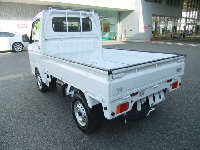 ★現車確認などで、ご来店の日時がお決まりになられましたら事前に当店の中古車スタッフまでお気軽にご連絡ください！　直通無料電話『0078-6002-443917』　お待ち致しております！（^^♪