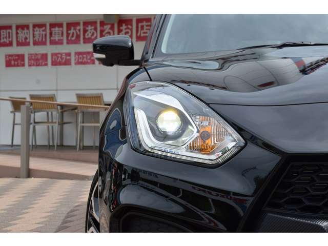 ●当店では全車AIS査定（第3者）を実施しており、AIS評価基準に基づき車両品質を評価点によって表します。評価を分かりやすくするため段階評価で表しています。