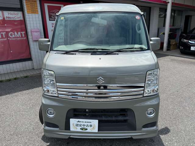 陸運局認証の自社工場にて法定整備を実施致します。車検取得に必要な重量税や自賠責保険もお支払い総額に含まれております。