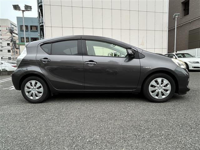 安心の全車保証付き！（※部分保証、国産車は納車後3ヶ月、輸入車は納車後1ヶ月の保証期間となります）。その他長期保証(有償)もご用意しております！※長期保証を付帯できる車両には条件がございます。
