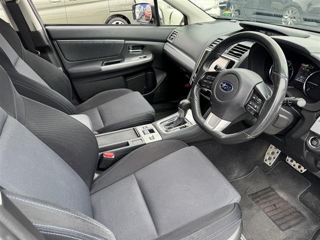 アイサイト・フルセグナビ・バックカメラ・BTオーディオ・ETC・USB・スマキー・パワーシート・LEDヘッドライト・純正18AW・ステアシフト・革ステア・アイドリングストップ・ドアバイザー