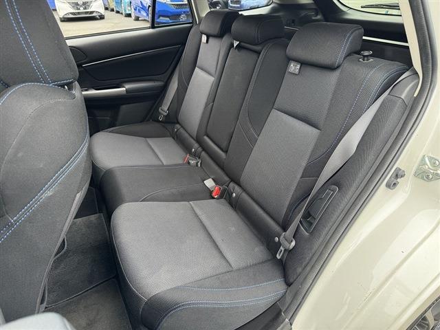 アイサイト・フルセグナビ・バックカメラ・BTオーディオ・ETC・USB・スマキー・パワーシート・LEDヘッドライト・純正18AW・ステアシフト・革ステア・アイドリングストップ・ドアバイザー