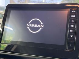 【純正9型ディスプレイオーディオ】お持ちのスマホやMP3プレイヤーとの無線接続で音楽再生が可能！コードで繋ぐわずらわしさも無く、手軽にお気に入りの音楽を楽しめます。