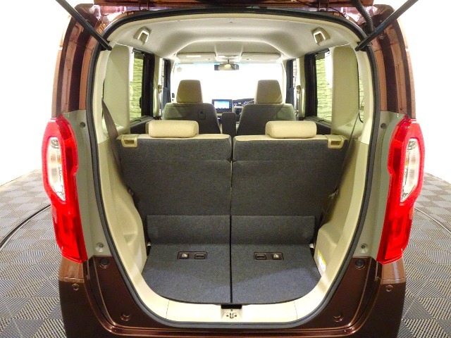 プライバシーガラス付きです☆